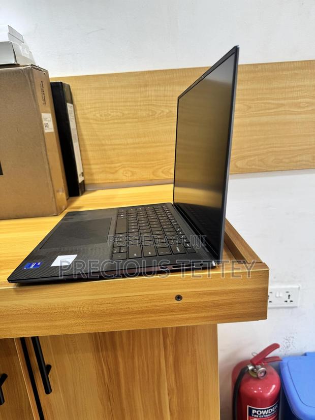 Laptop Dell Precision 15 5520 32GB Intel Core I7 SSD 512GB photo 3