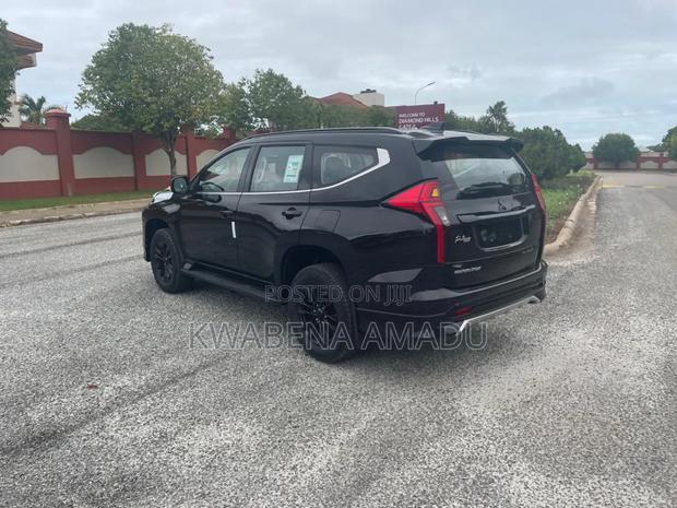 New Mitsubishi Montero 2023 Black