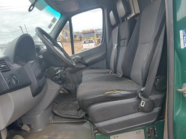 Mercedes-Benz Sprinter 2011 Green