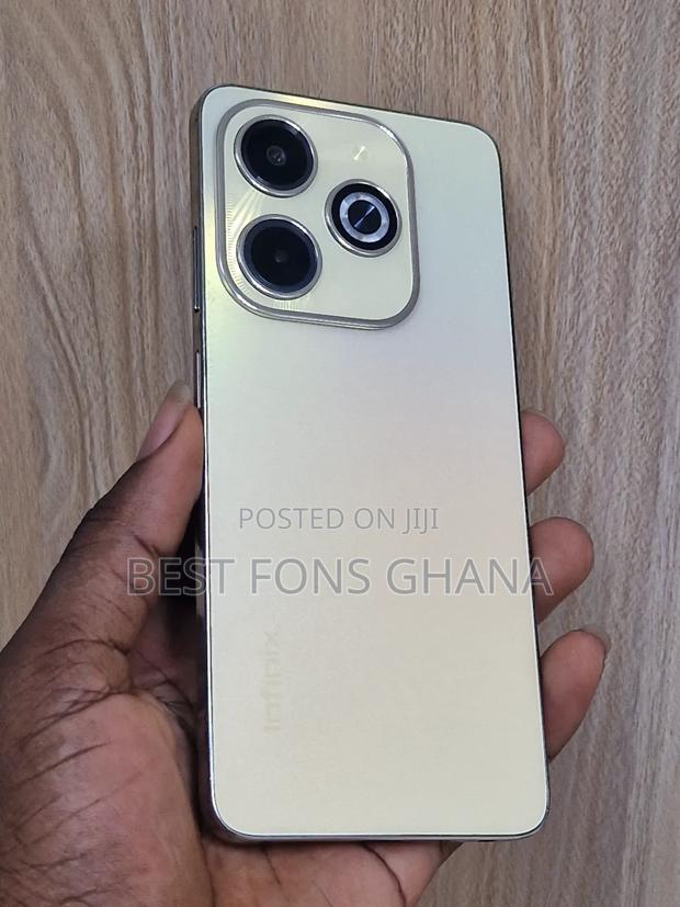 Infinix Hot 40i 128 GB Gold photo 2