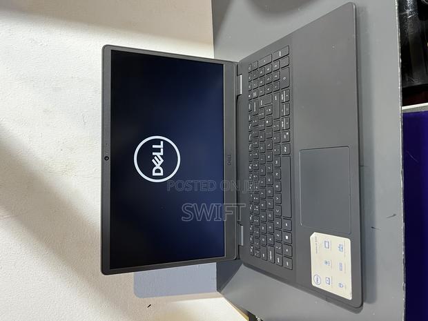 Laptop Dell Vostro 3500 8GB Intel Core I7 SSD 256GB photo 2