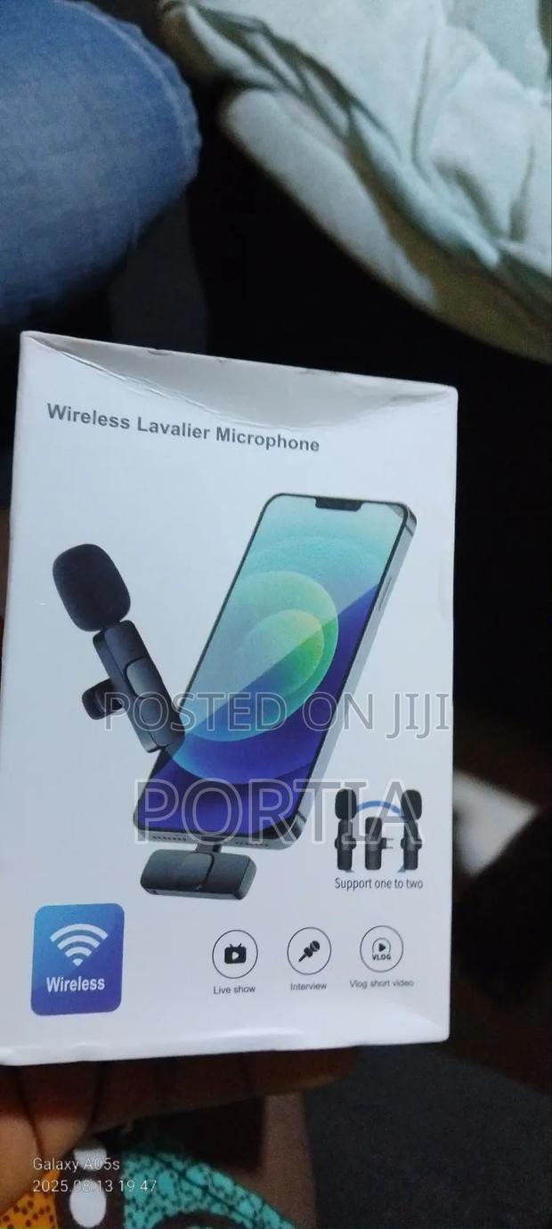 Wireless Microphone · Photo 3