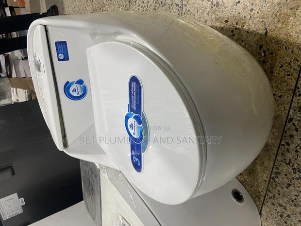 Egg Water Closet(Wc)Complete · Photo 3
