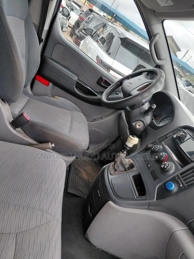 Hyundai H1 2013 Grey