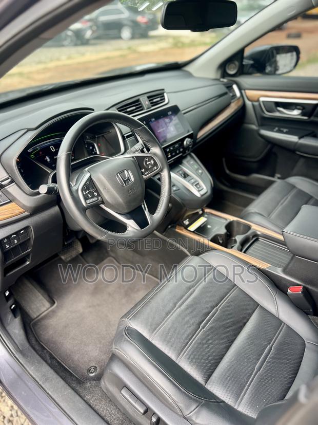 Honda CR-V Touring 2022 Gray