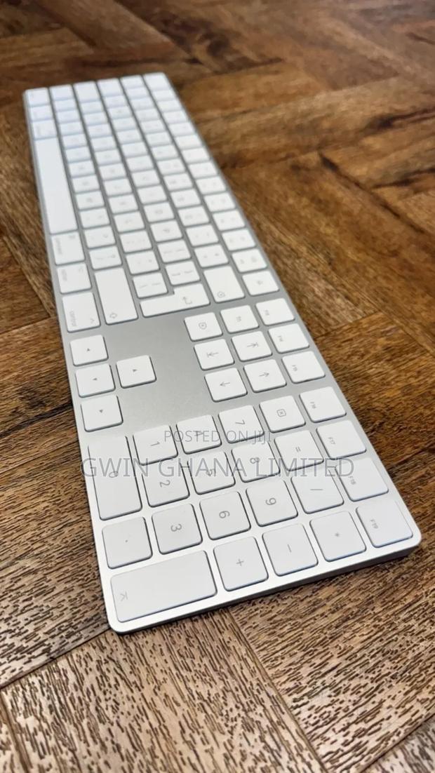 Apple Magic Keyboard With Numeric Keypad photo 2