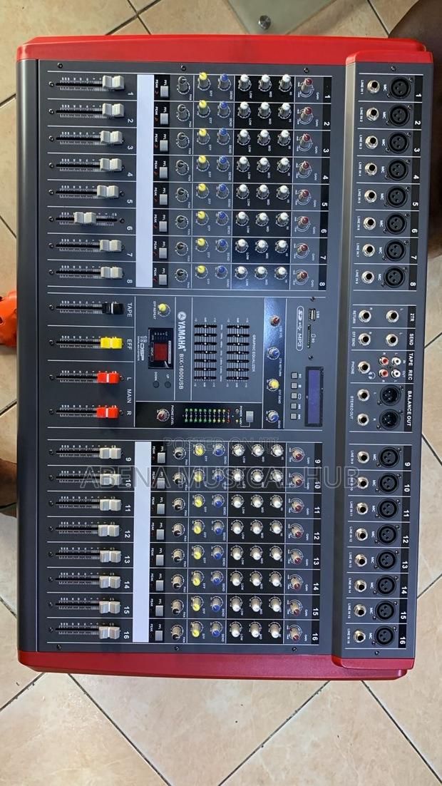 Yamaha Bix 16 Channel Power Mixer · Photo 3