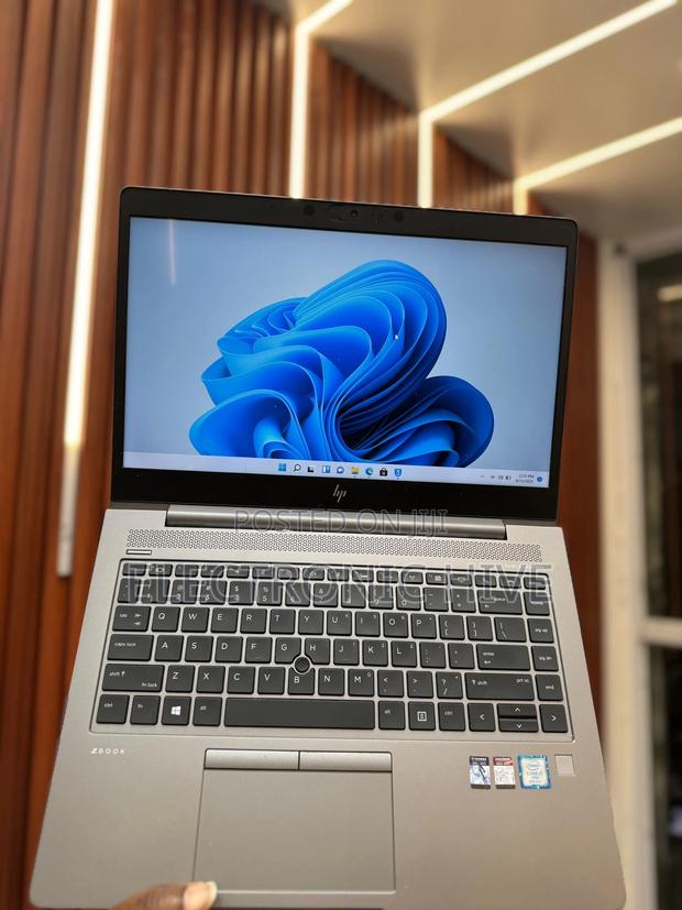 Laptop HP ZBook 14u G6 16GB Intel Core I7 SSD 512GB photo 3