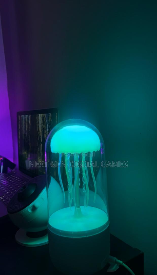 Jellyfish Night Light With Speaker photo 2