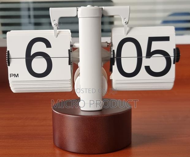 Flip Clock · Photo 4