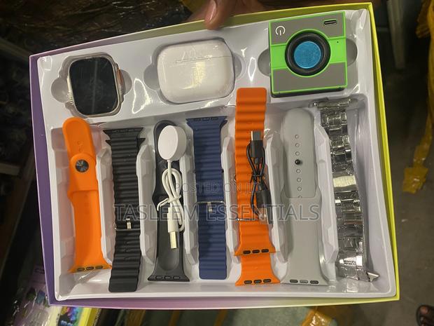 I-740 Ultra Smart Watch