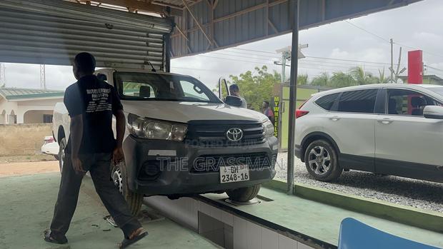 Car Shop / Alignment Mechanics for Attachment and Training photo 2