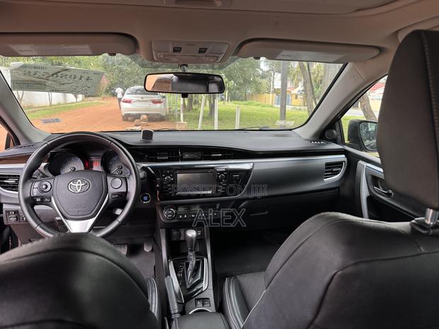 Toyota Corolla S Premium 4dr Sedan (1.8L 4cyl CVT) 2014 Black