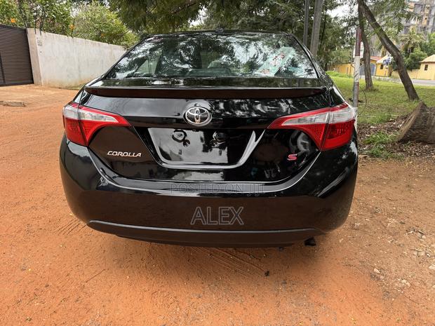 Toyota Corolla S Premium 4dr Sedan (1.8L 4cyl CVT) 2014 Black