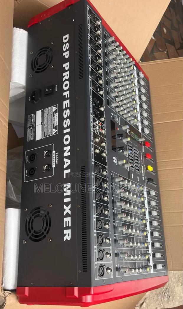 Yamaha Bix-1600usb 16channel Powered Mixer · Photo 4
