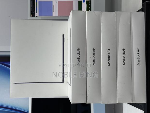 New Laptop Apple MacBook Air 2025 M4 13-Inch 16GB Apple M4 SSD 256GB · Photo 4