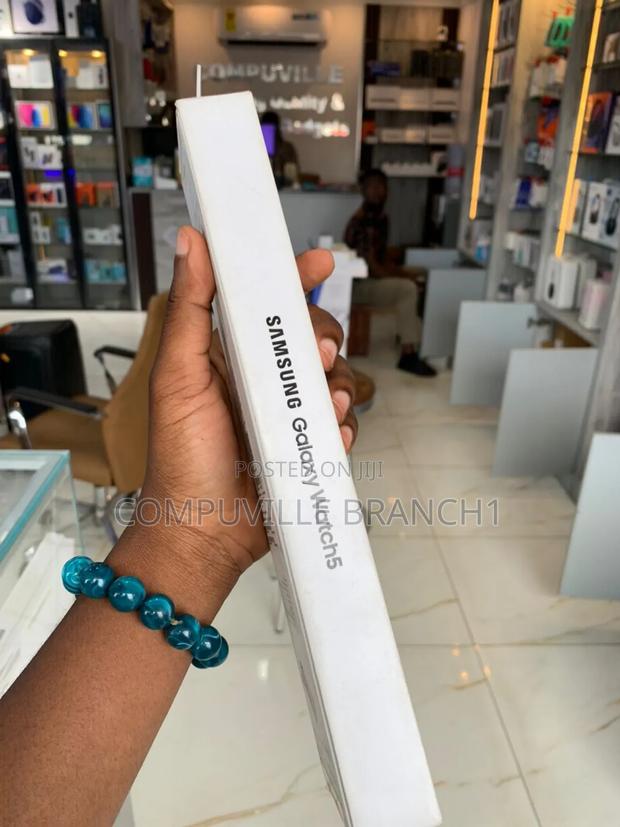 Samsung Galaxy Watch 5 · Photo 2
