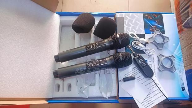 Professional Universal Wireless Microphone (Handheld) photo 2