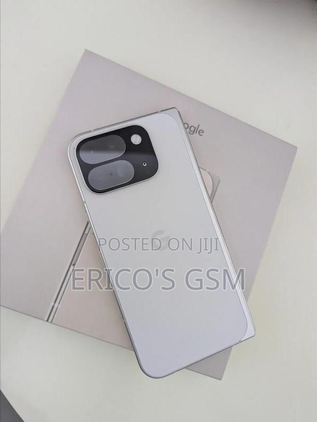 Google Pixel 9 Pro Fold 512 GB White photo 2