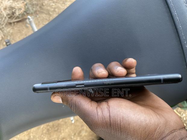 Google Pixel 6a 128 GB Gray photo 2