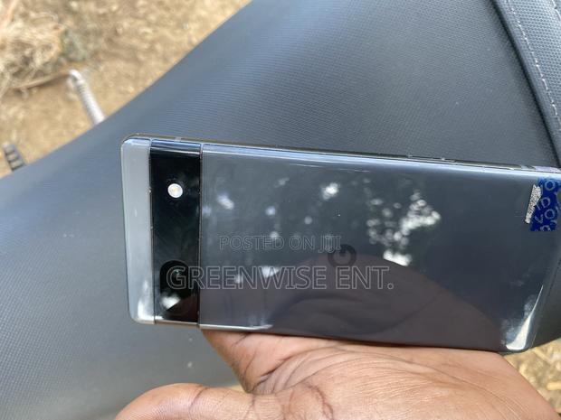 Google Pixel 6a 128 GB Gray photo 3