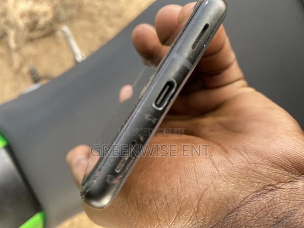 Google Pixel 6a 128 GB Gray photo 4