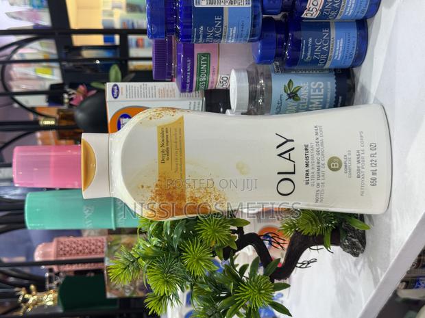 Olay Ultra Moisture Advanced Plus Body Wash · Photo 2