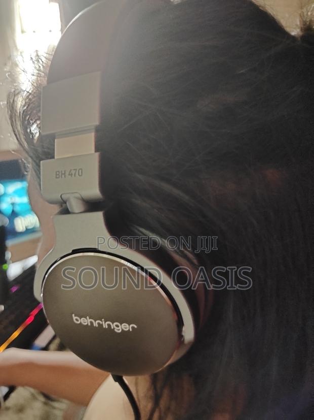 Behringer Bh470 Studio Monitoring Headphones photo 3