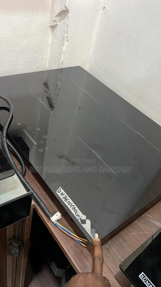 Electric Stove All Black · Photo 3