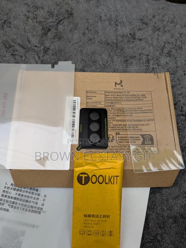 3 in 1 Screen and Camera Protector for Z Fold 7 · Photo 4