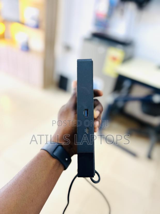 Dell W19 Docking Station photo 4