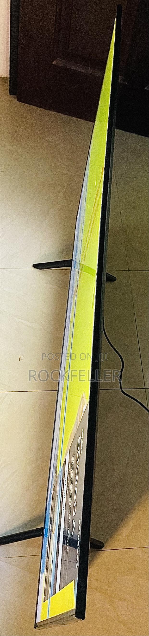 Uk Used Samsung Slim Qled Uhd HDR Smart Digital Satellite 50inch photo 3