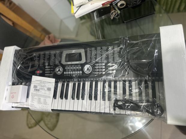 Beginners Piano- Black photo 5