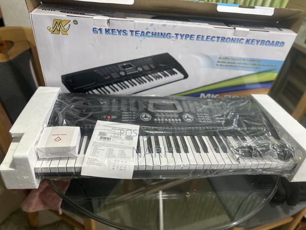 Beginners Piano- Black