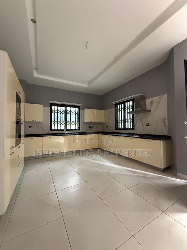 4bdrm House in Green, East Legon for rent photo 11