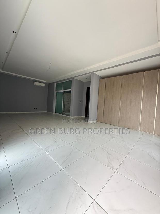 4bdrm House in Green, East Legon for rent photo 13
