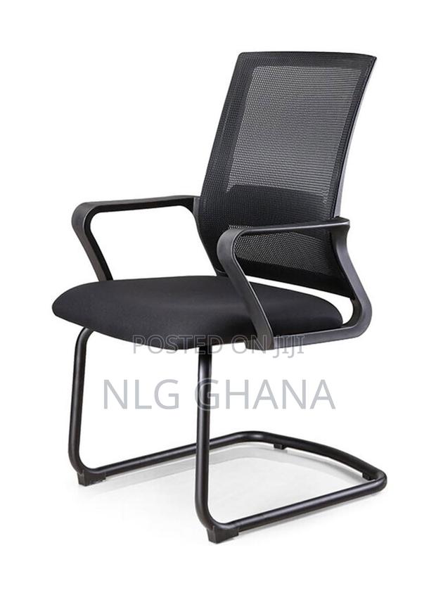 Mesh Metal Base Cantilever Office Chair. Ghx6199 · Photo 1