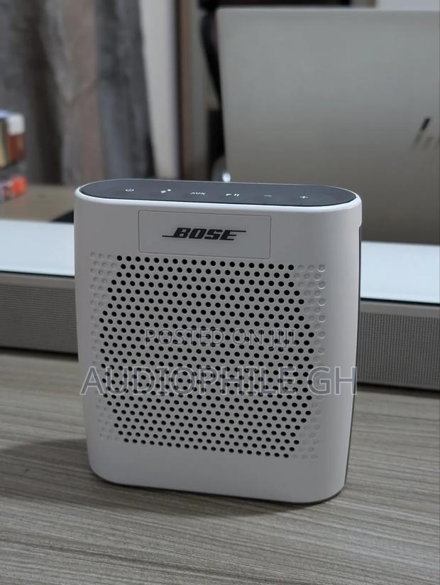 Bose Soundlink Color Portable Bluetooth Speaker photo 2