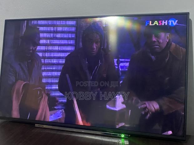 43” Inches Toshiba · Photo 4
