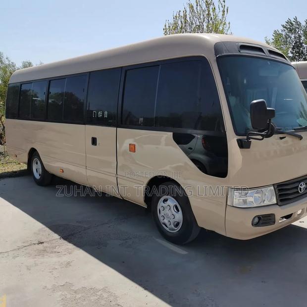 Toyota Coaster 2018 · Photo 3