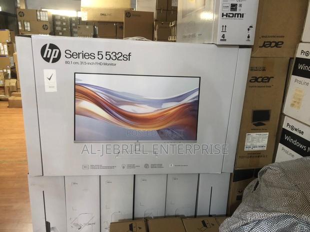 HP 32” Monitor · Photo 2