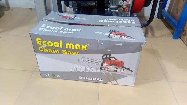 Gasoline Powdered Ecoolmax Chainsaw · Photo 2