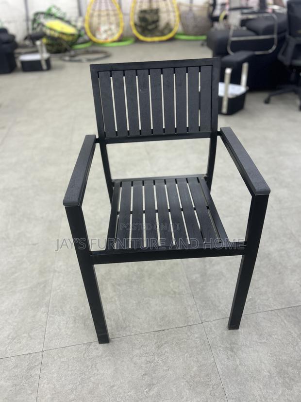 Good Quality Chair