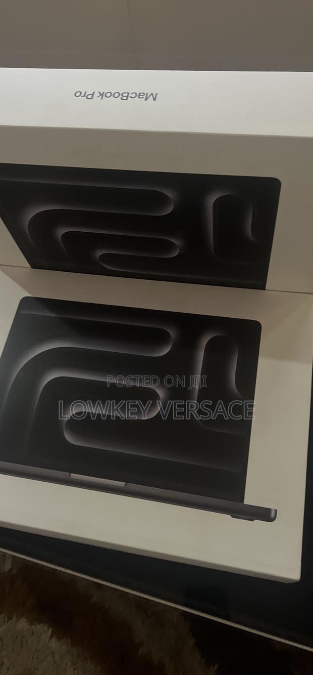 New Laptop Apple MacBook Pro 2024 M4 14-Inch 16GB Apple M4 SSD 512GB · Photo 4