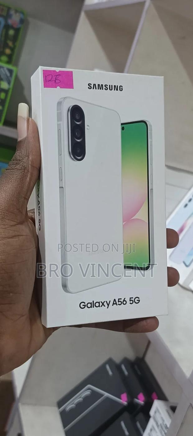 New Samsung Galaxy A56 128 GB Black photo 3