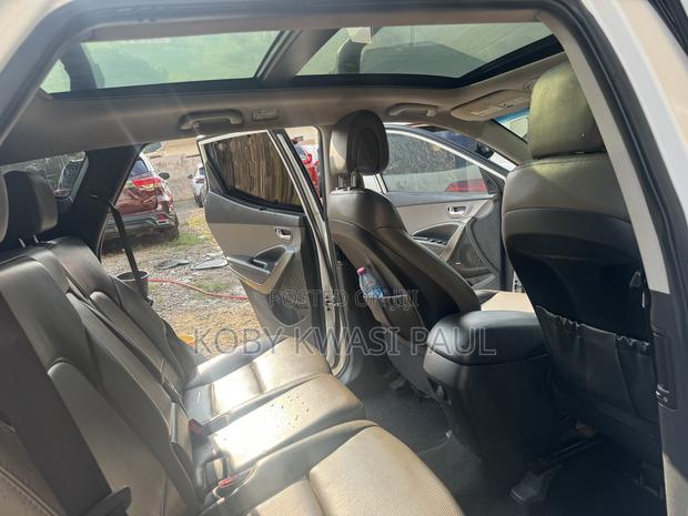 Hyundai Santa Fe Limited Ultimate AWD 2018 White