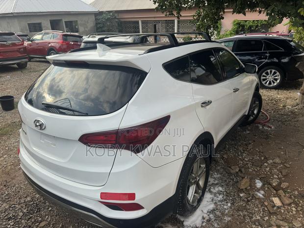 Hyundai Santa Fe Limited Ultimate AWD 2018 White