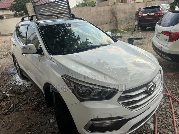 Hyundai Santa Fe Limited Ultimate AWD 2018 White