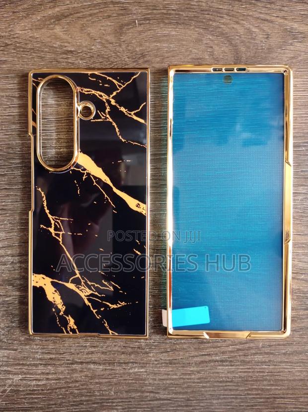 Z Fold 7 Cases With Inbuilt Protector · Photo 3