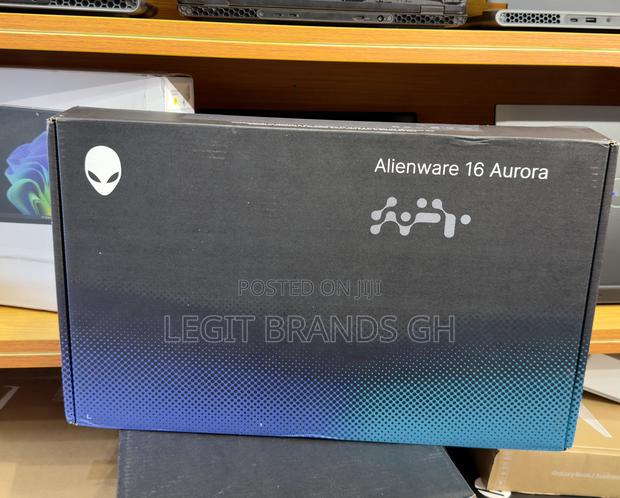 New Laptop Dell Alienware M16 32GB Intel Core Ultra 9 SSD 1T